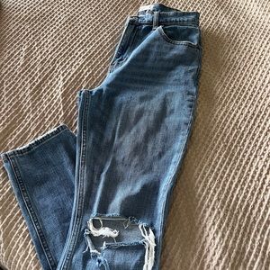 Abercrombie & Fitch 90’s Slim Straight Ultra High Rise Jeans - Curve Love